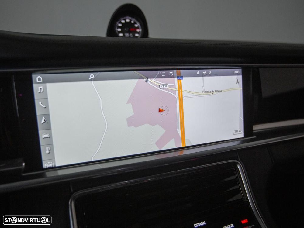 Porsche Panamera 4 S - 40