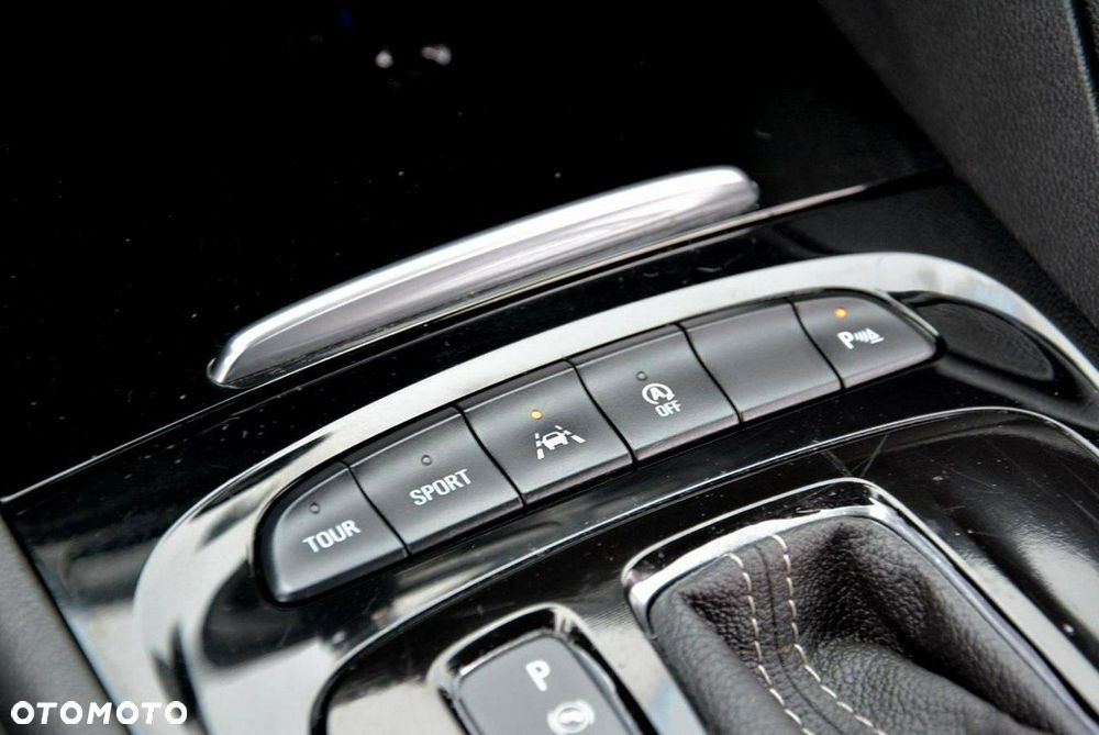 Opel Insignia 2.0 BiTurbo D 4x4 Automatik GSI - 27