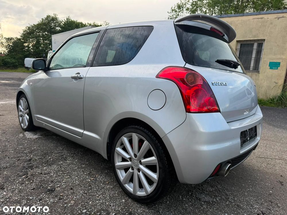 Suzuki Swift 1.6 Sport Rallye N' Style - 3
