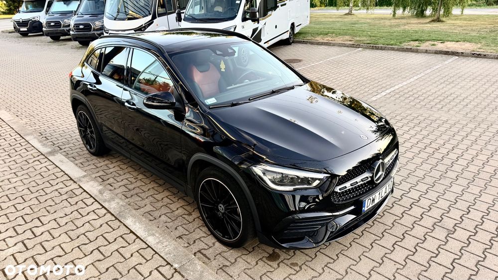 Mercedes-Benz GLA 200 d AMG Line - 24