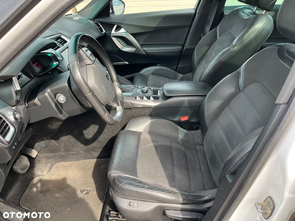 Citroën DS5 HDi 165 SportChic - 13