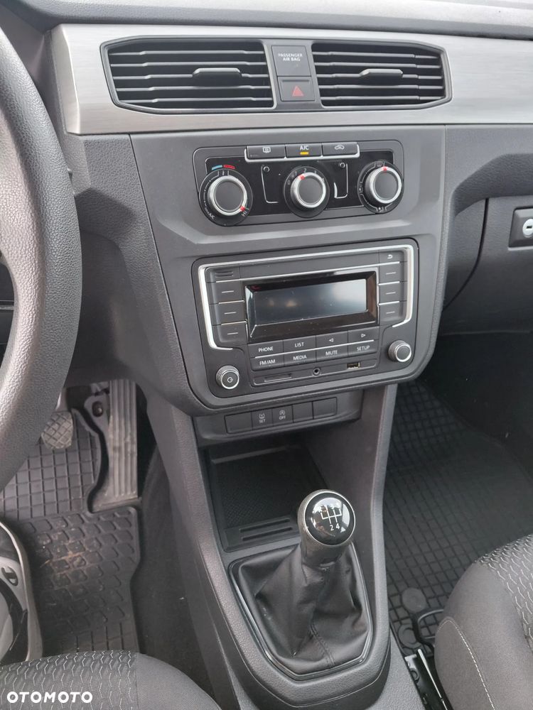 Volkswagen Caddy 2.0 TDI Comfortline - 12