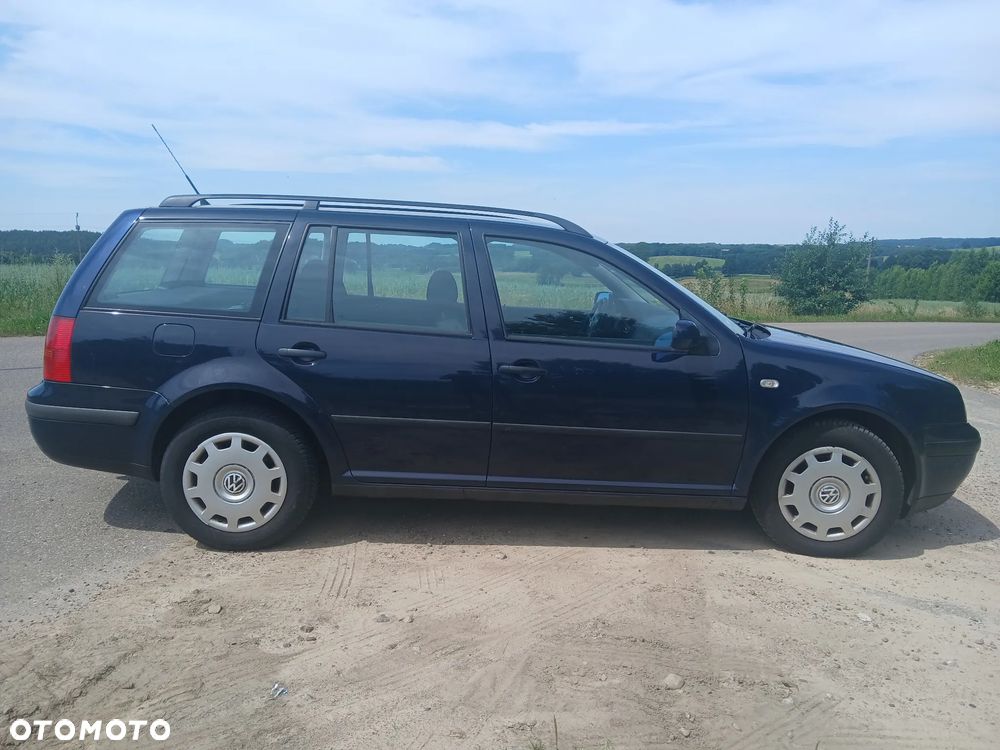 Volkswagen Golf - 27