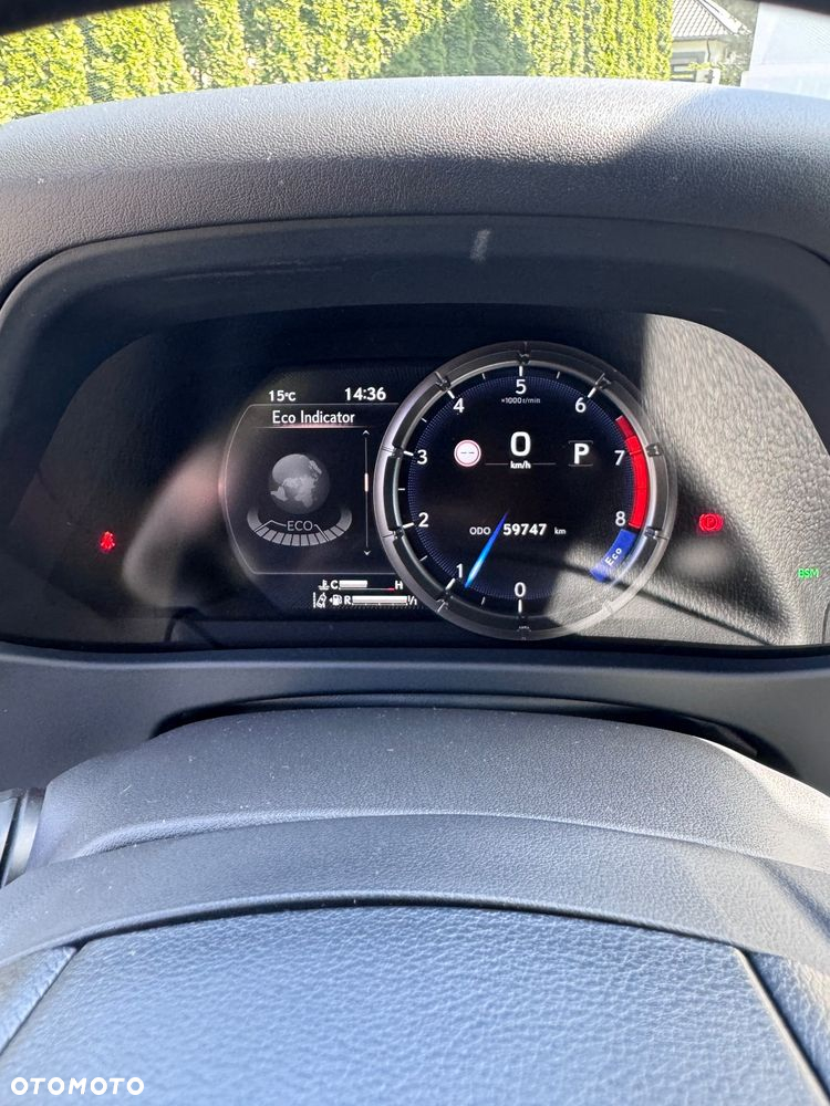 Lexus UX 200 GPF F Sport Design+ 2WD - 6