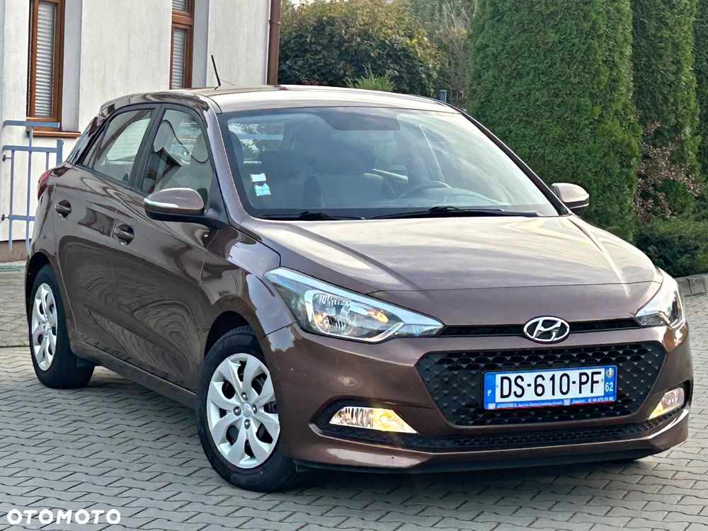 Hyundai i20 blue 1.2 Style - 9