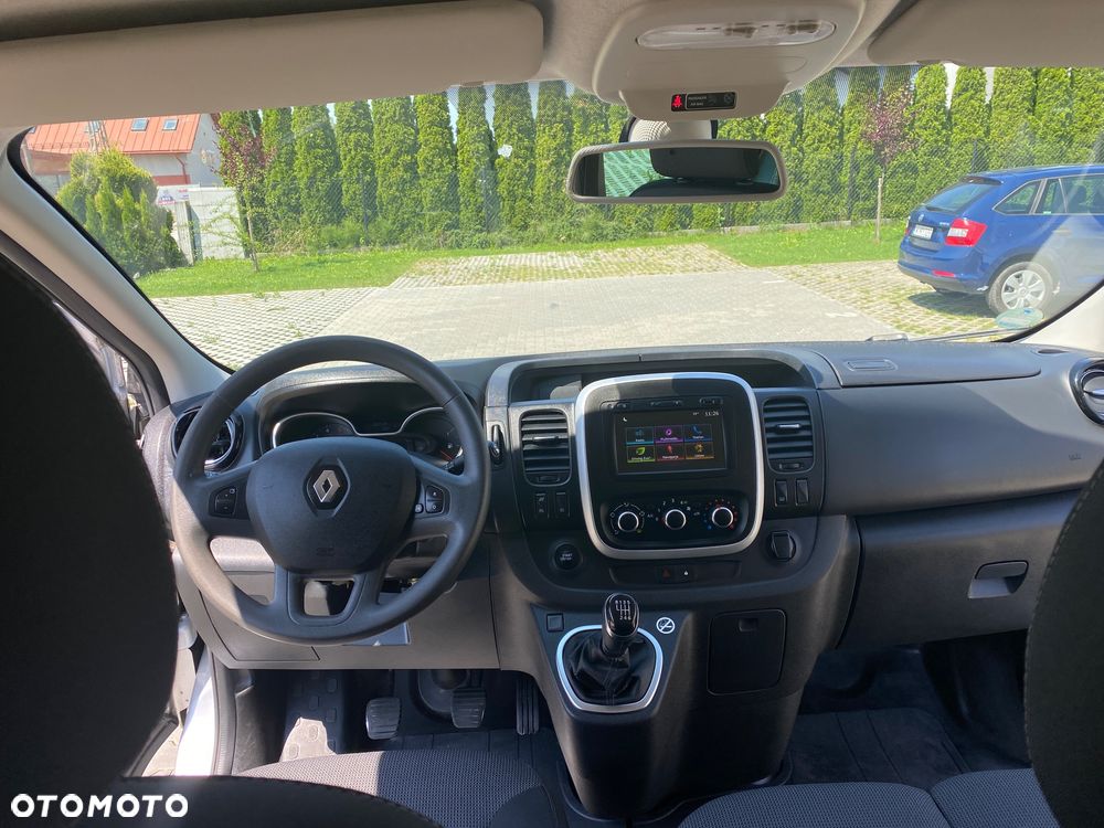 Renault Trafic - 23