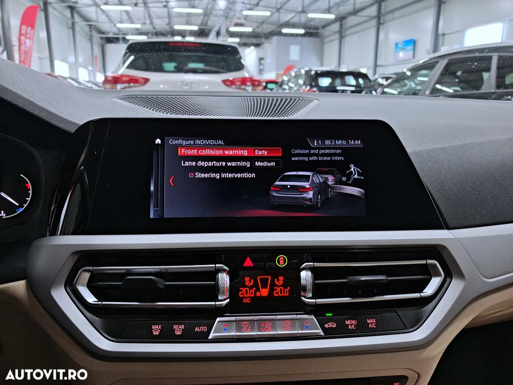 BMW Seria 3 318d Aut. - 19