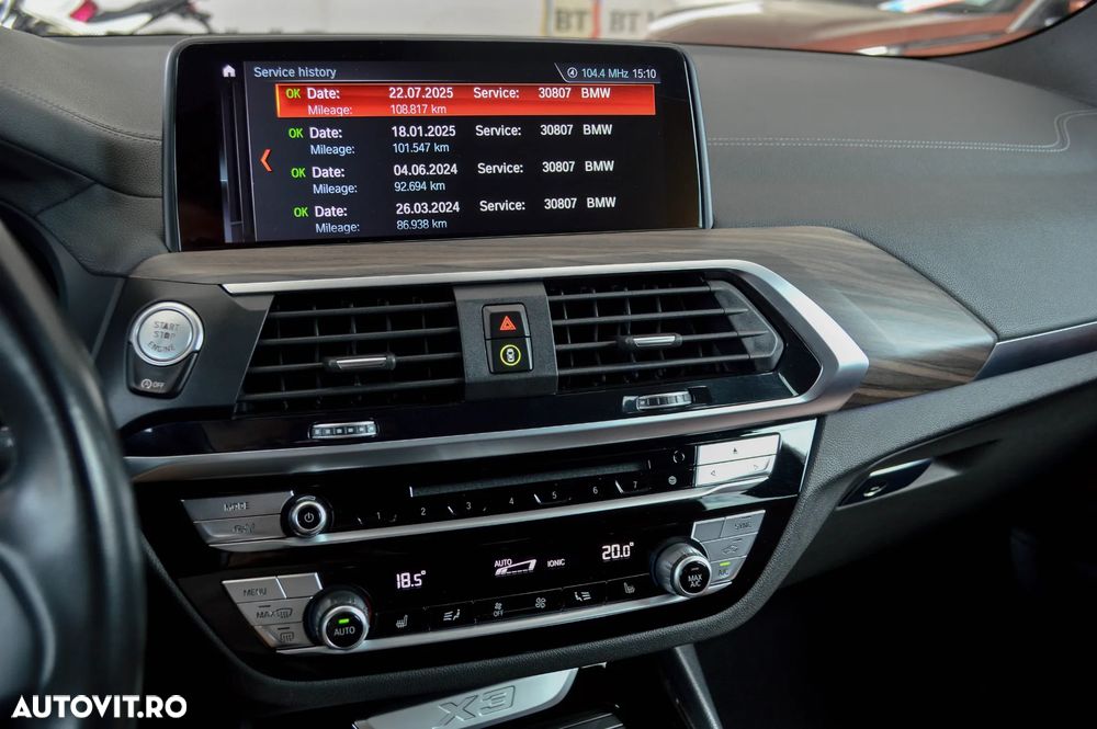 BMW X3 xDrive20d AT Luxury Line - 39