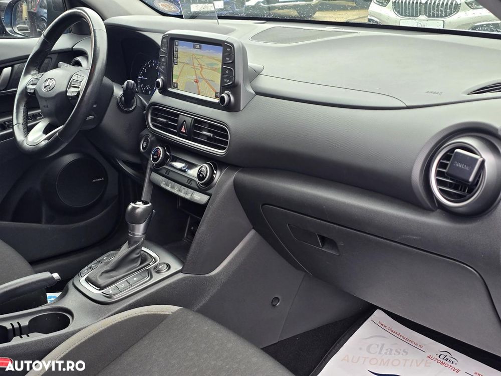 Hyundai KONA - 14