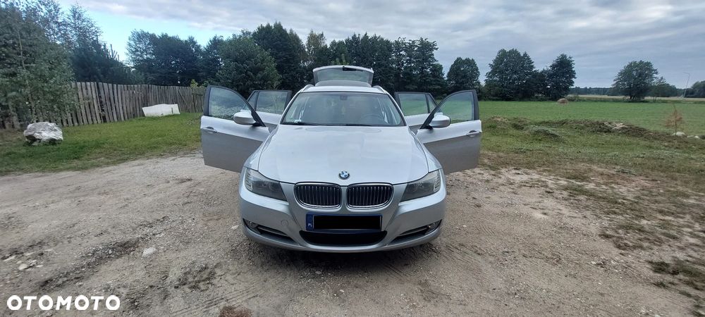 BMW Seria 3 318d - 5