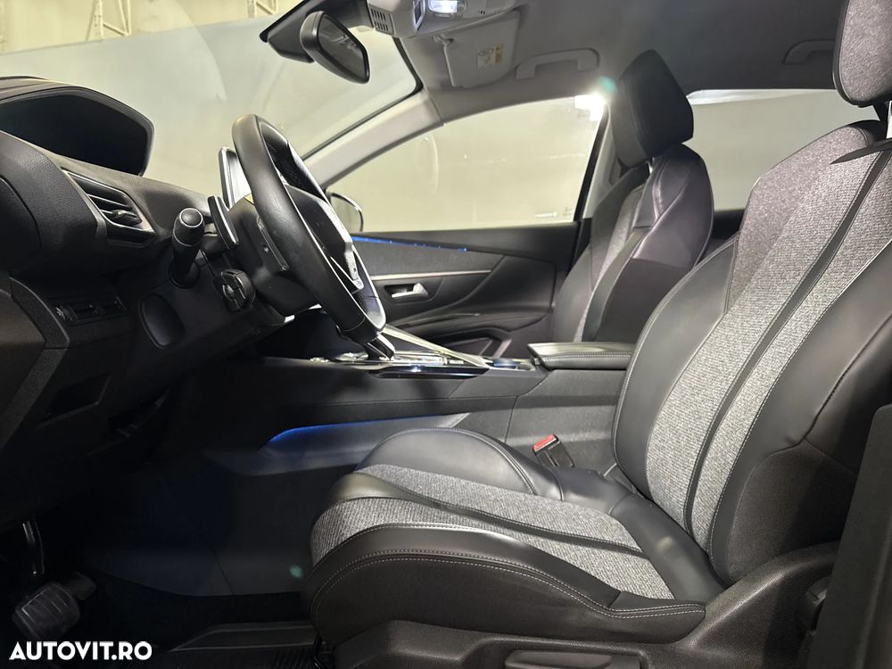 Peugeot 3008 - 21