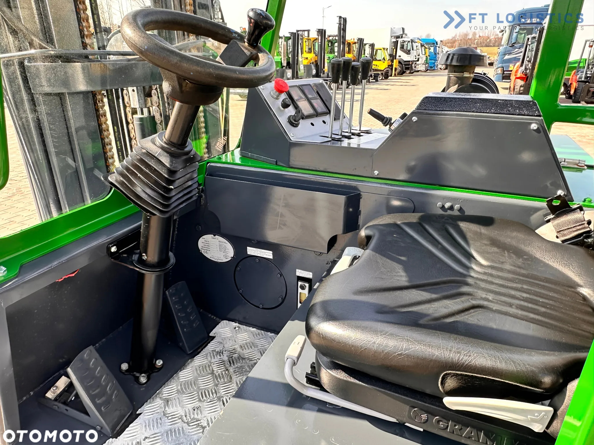 Combilift CB2500 / DIESEL / TRIPLEX / 5500MM / WOLNY SKOK / PRZESUW WIDEŁ / POZYCJONER / JAK NOWY - 14