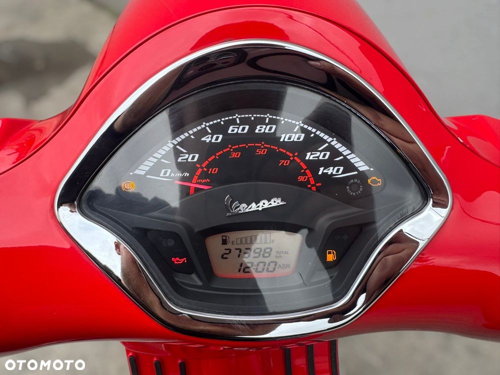 Piaggio Vespa - 22
