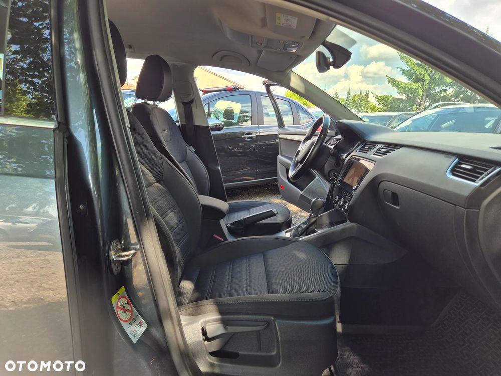 Skoda Octavia 2.0 TDI DSG 4x4 Scout - 20