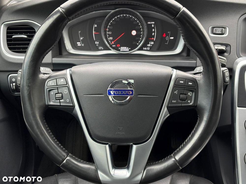 Volvo V60 D3 Summum - 20