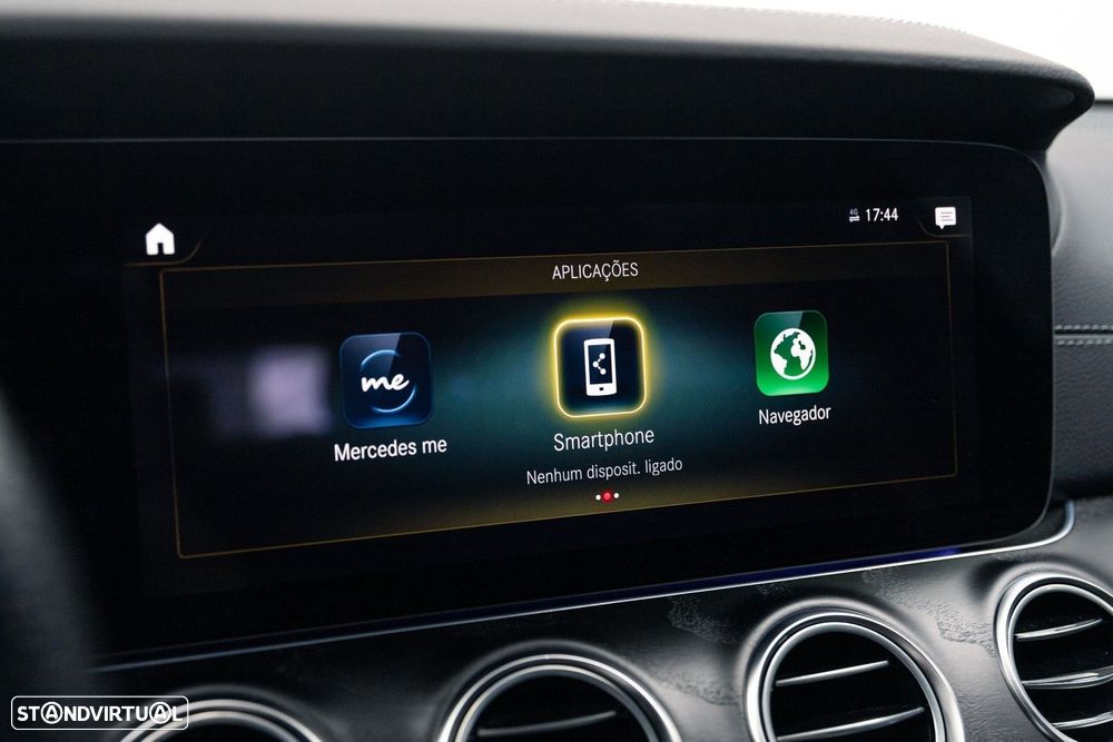 Mercedes-Benz E 300 de 9G-TRONIC AMG Line - 34