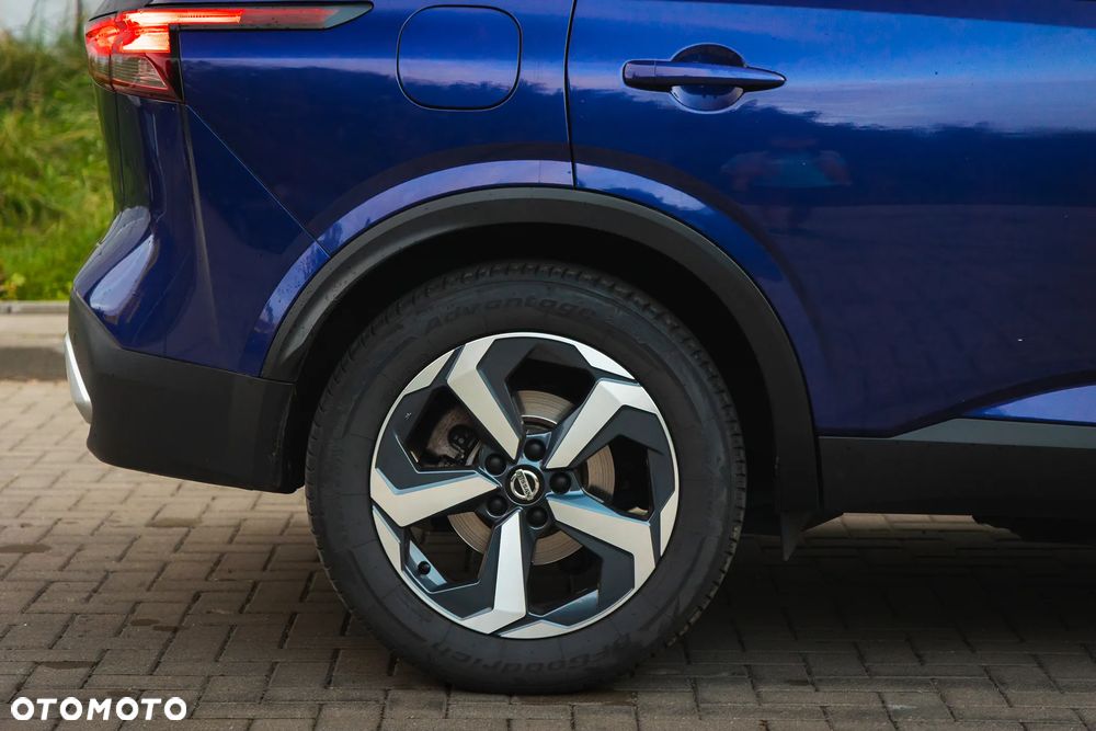 Nissan Qashqai 1.3 DIG-T 4x4 MHEV Xtronic N-Connecta - 17
