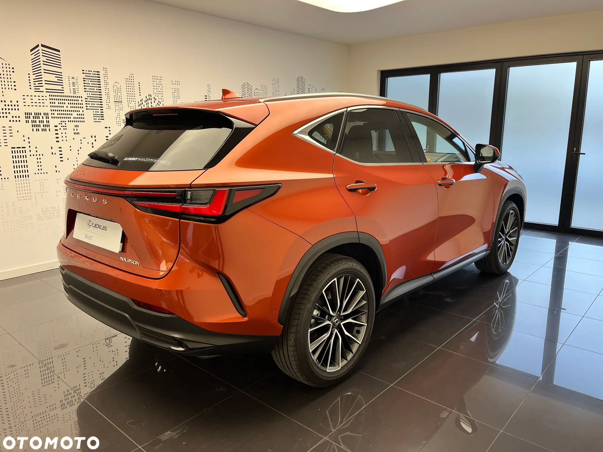 Lexus NX - 9