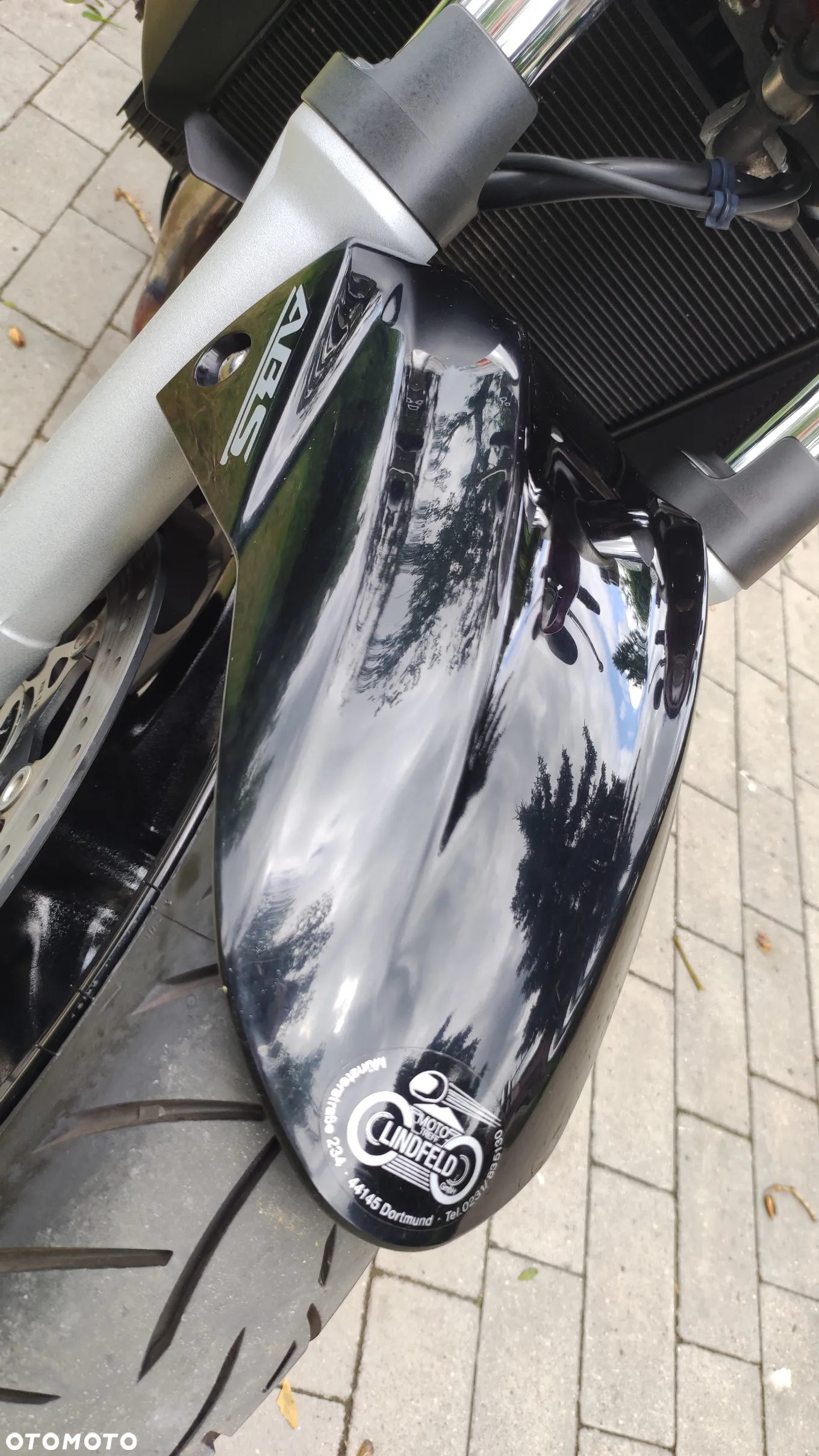 Suzuki GSR - 17
