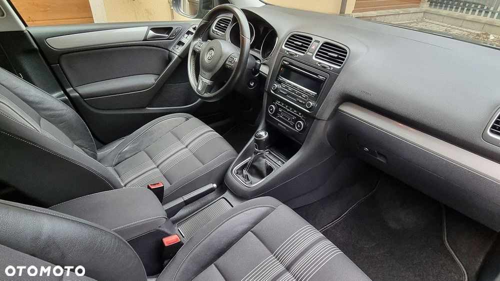 Volkswagen Golf - 13
