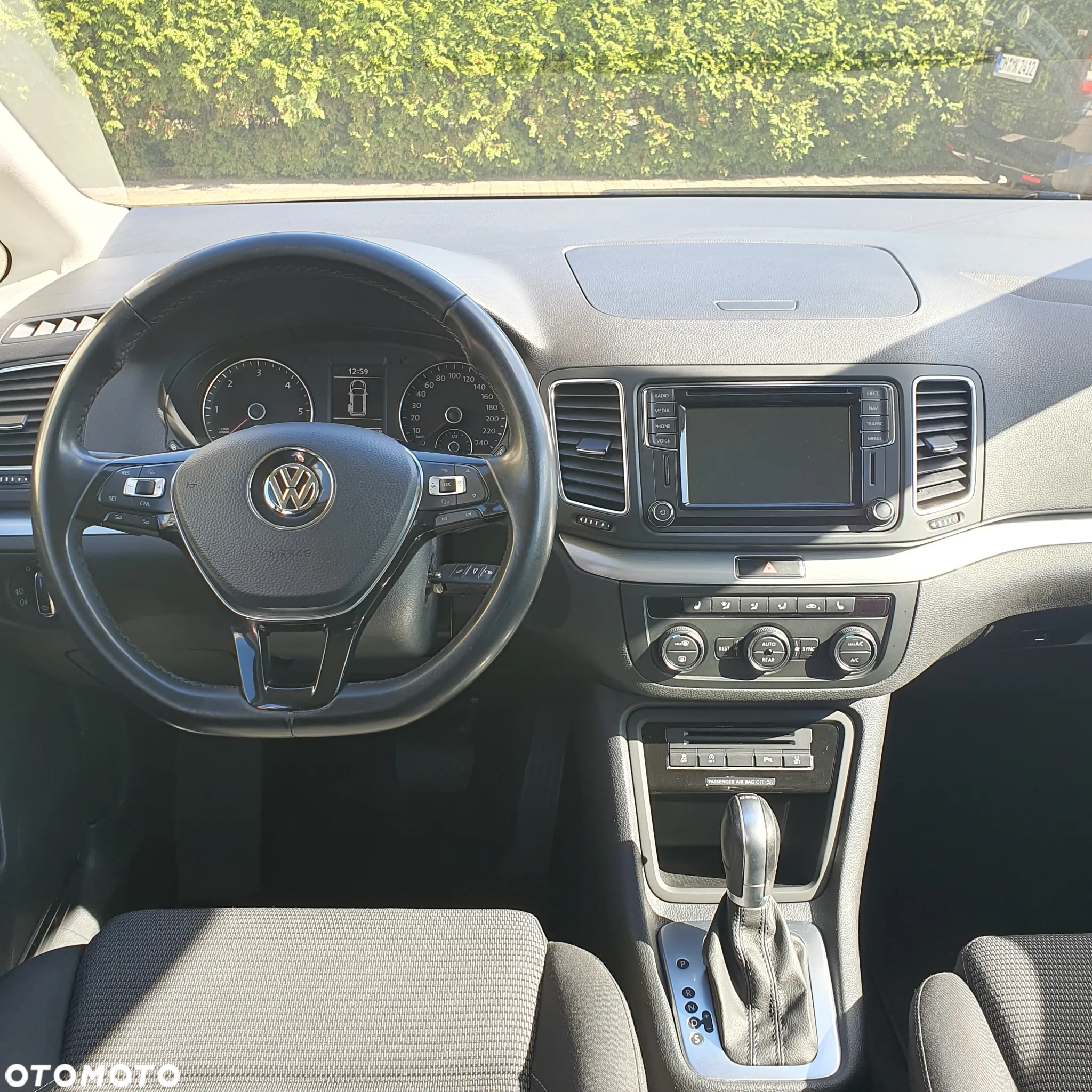Volkswagen Sharan 2.0 TDI BMT Comfortline DSG - 9