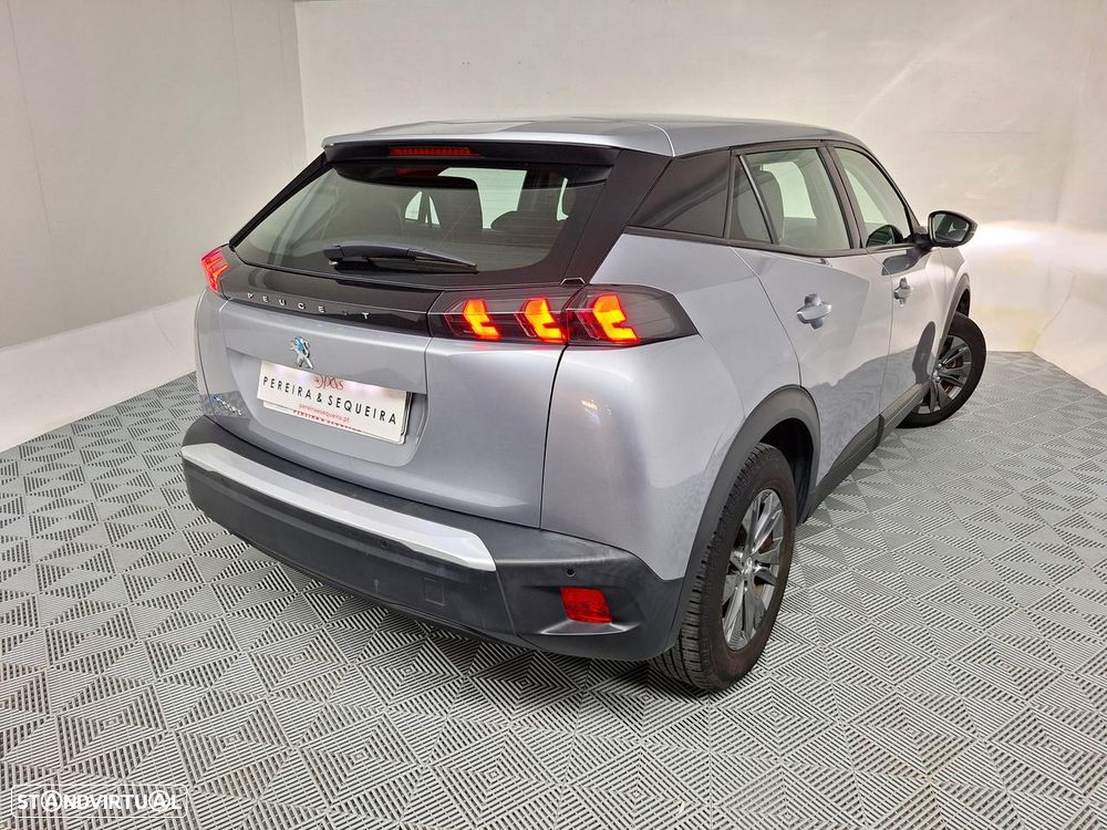 Peugeot e-2008 50 kWh Active - 6