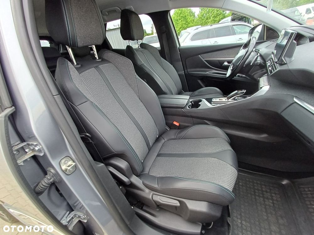 Peugeot 3008 1.5 BlueHDi Allure Pack S&S EAT8 - 14