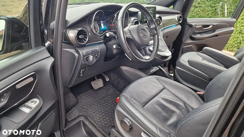 Mercedes-Benz Klasa V 250 d 4-Matic 9G-Tronic - 16