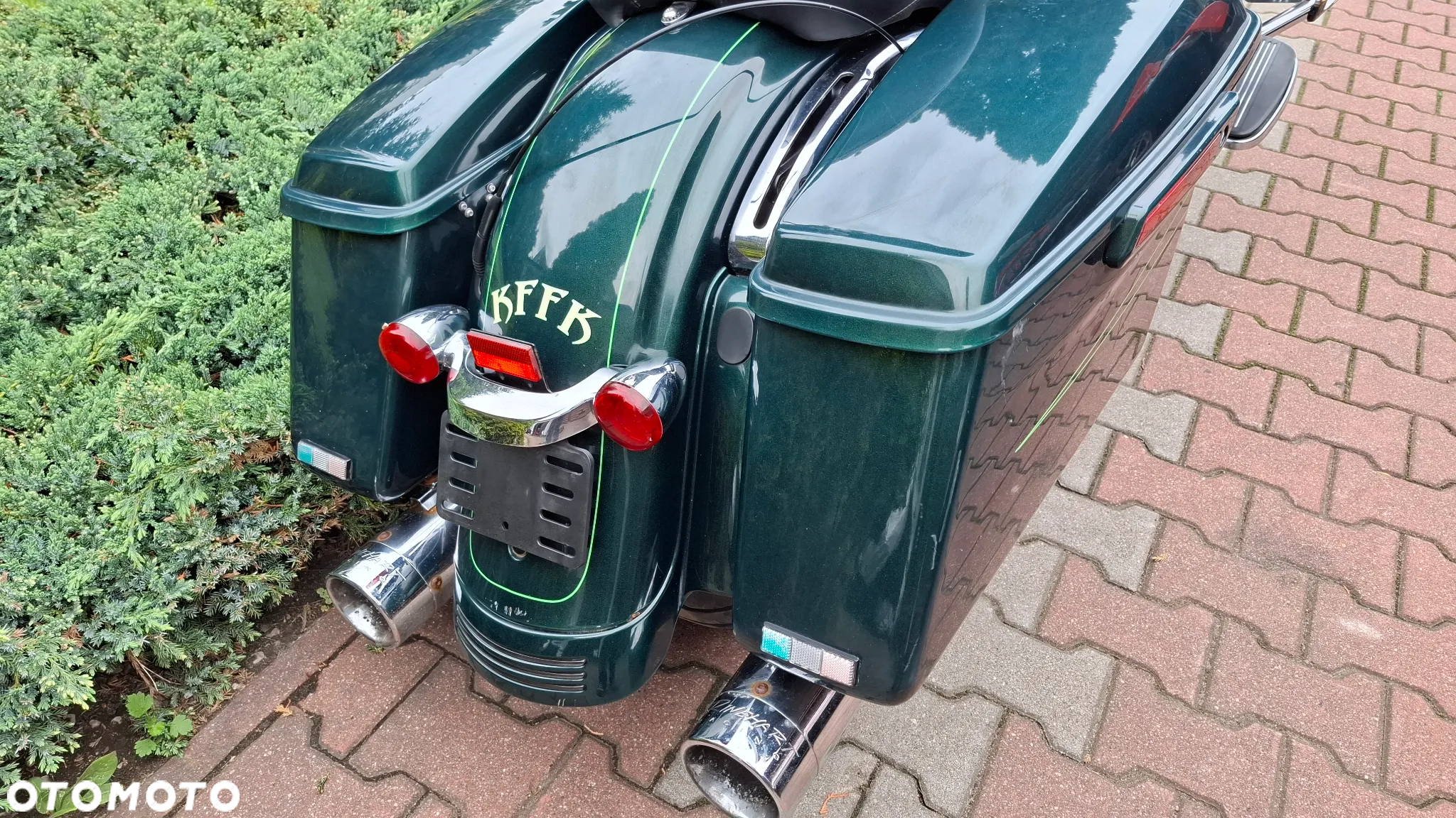 Harley-Davidson Touring Street Glide - 4