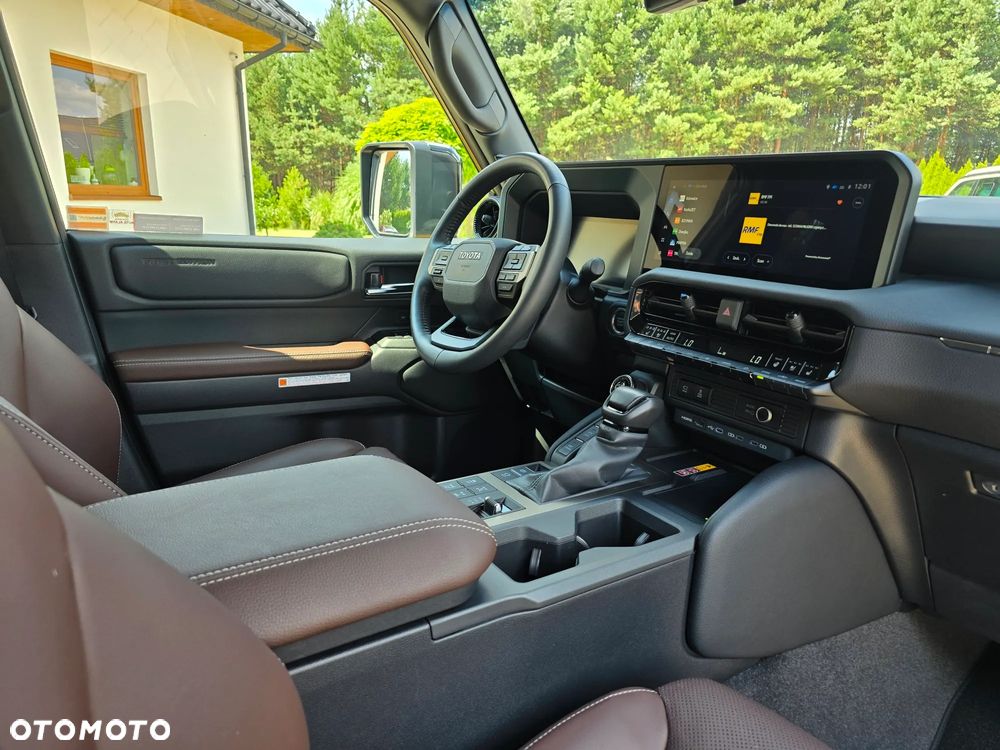 Toyota Land Cruiser LC 2.8 D-4D First Edition - 2