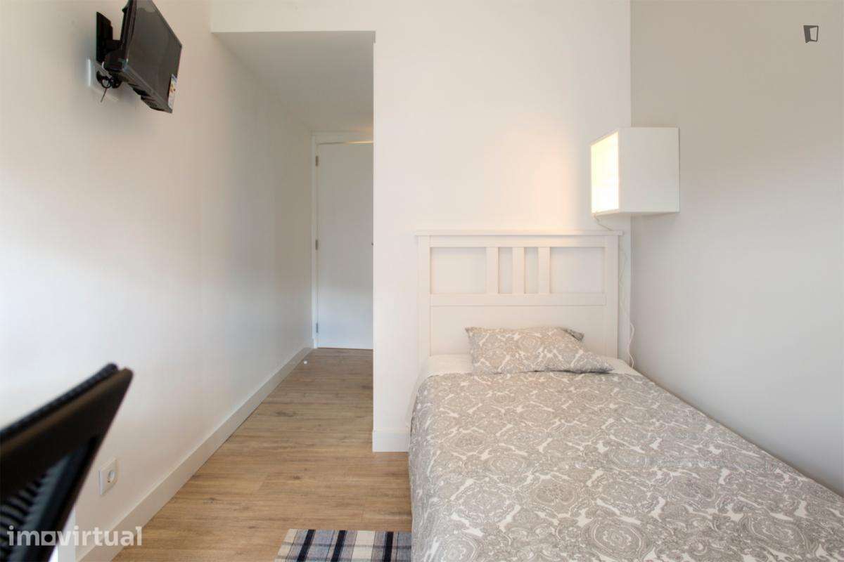 Quarto - localizado em Chelas Lisbon - Grande imagem: 2/10