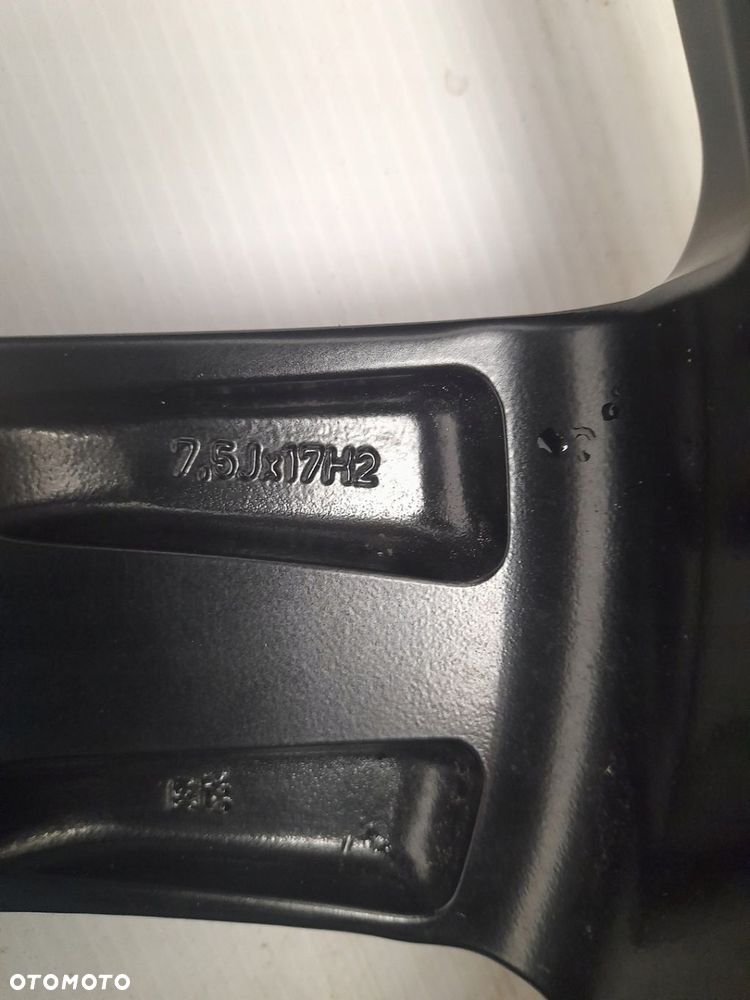 Felga aluminiowa RCD KBA47546 5X112 17 ET35 - 4