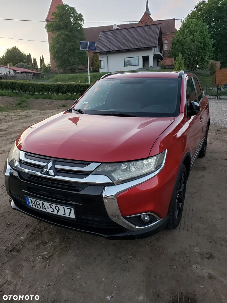 Mitsubishi Outlander - 1