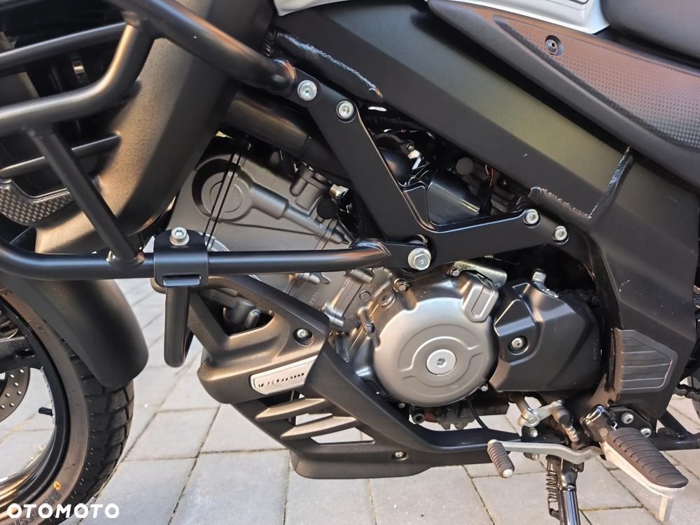 Suzuki V-STROM - 22