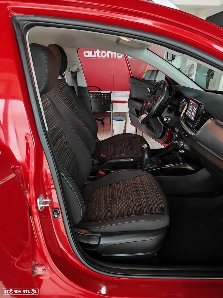 Kia Stonic 1.0 T-GDI EX - 18