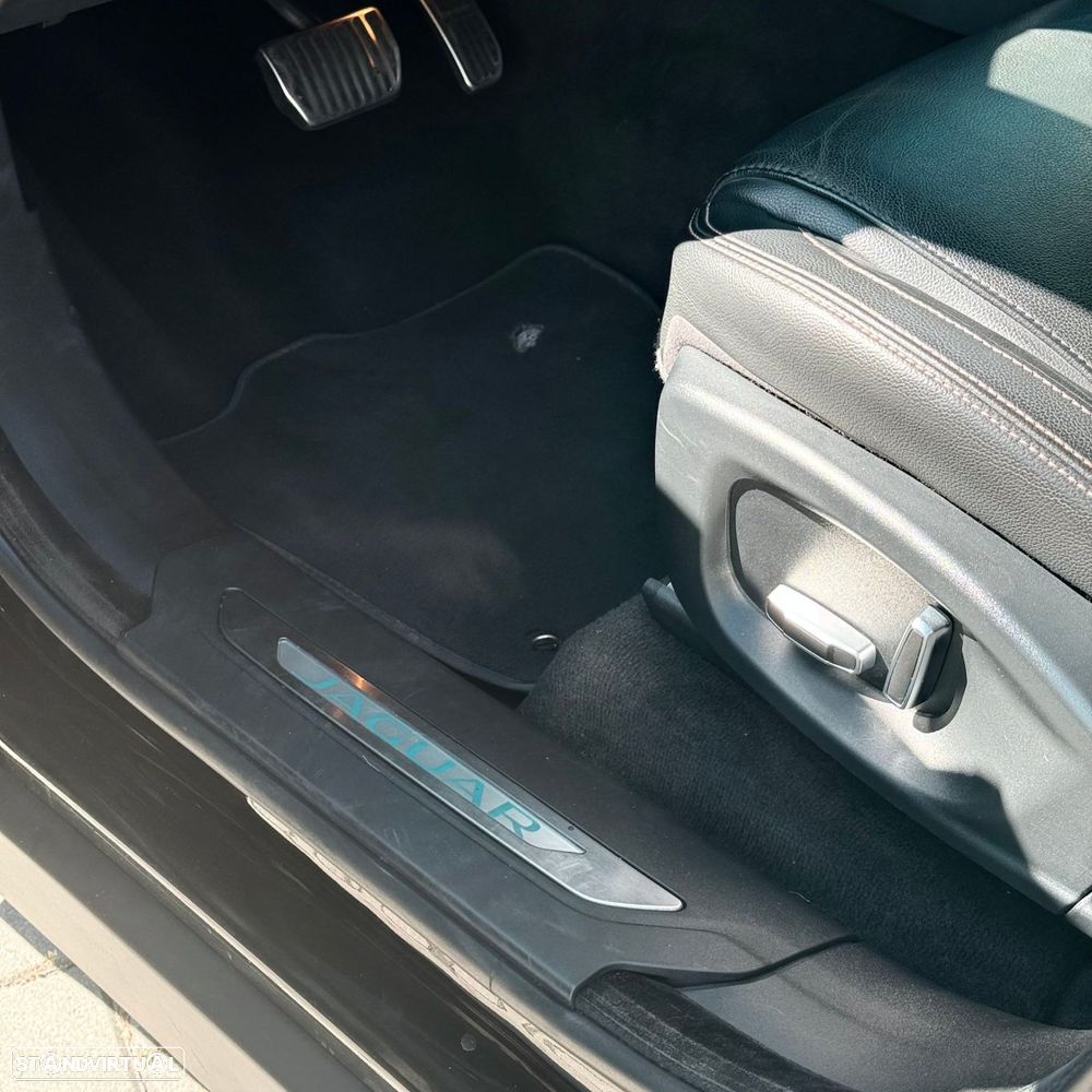 Jaguar F-Pace 2.0 i4D Prestige AWD Aut. - 21
