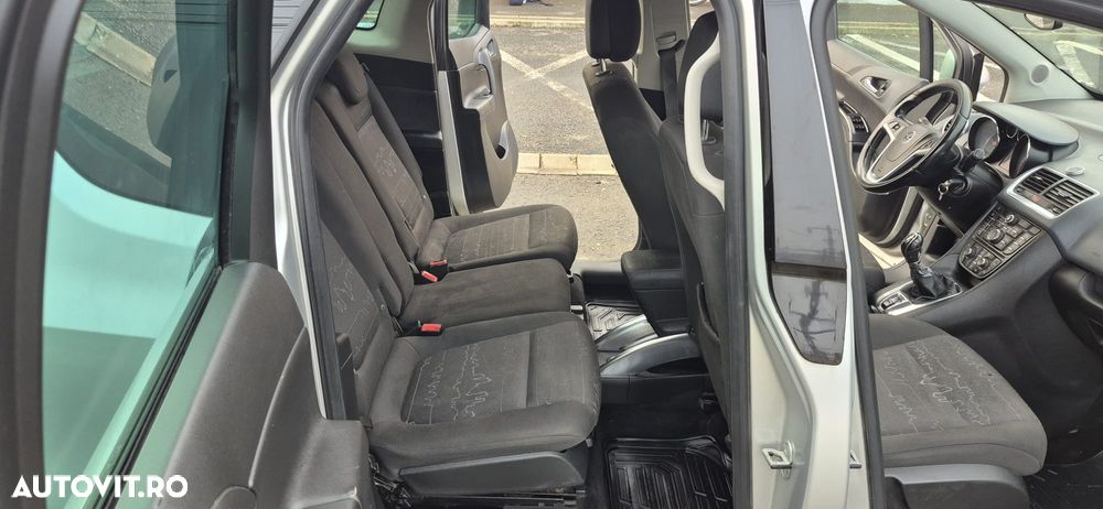 Opel Meriva - 9