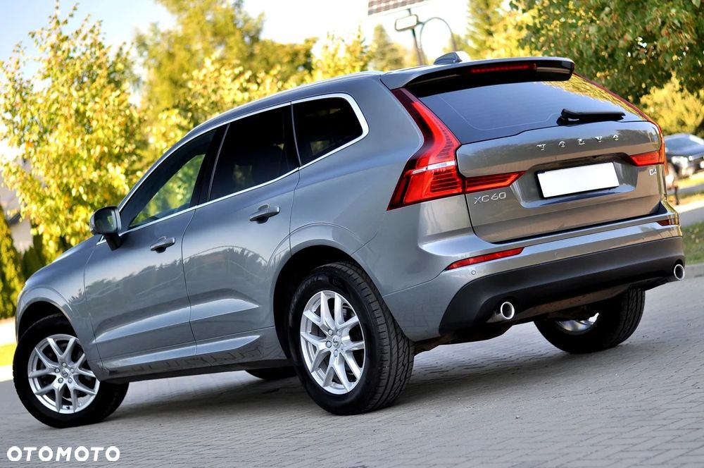 Volvo XC 60 D4 Momentum Pro - 8