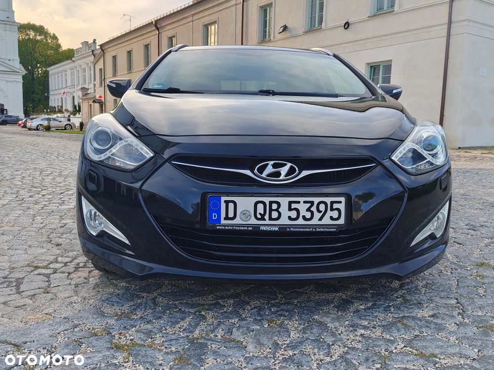 Hyundai i40 i40cw 1.7 CRDi Fifa World Cup Edition - 16