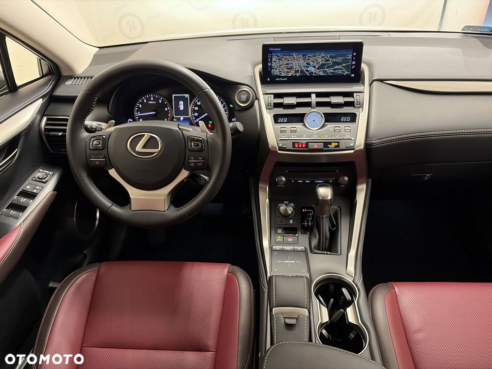 Lexus NX 300 Prestige AWD - 11