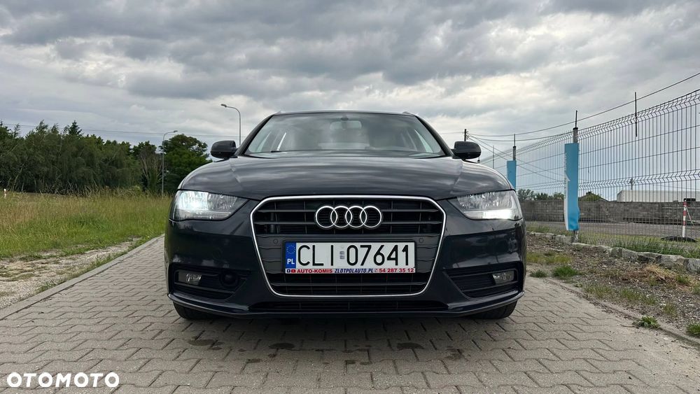 Audi A4 Avant 2.0 TDI DPF clean diesel Attraction - 12