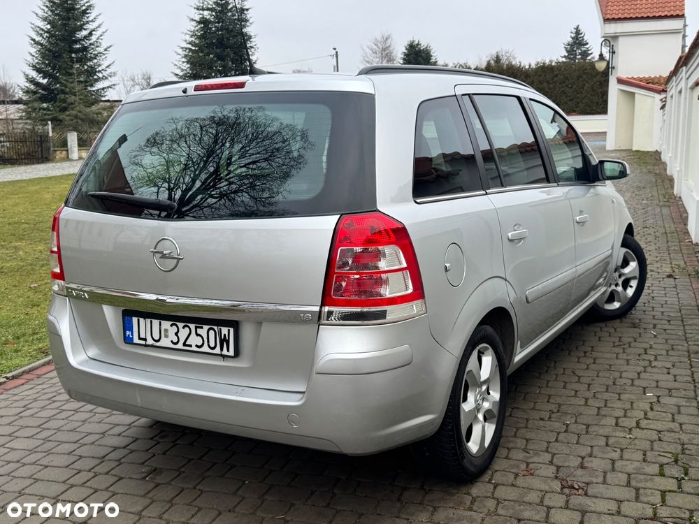 Opel Zafira - 7