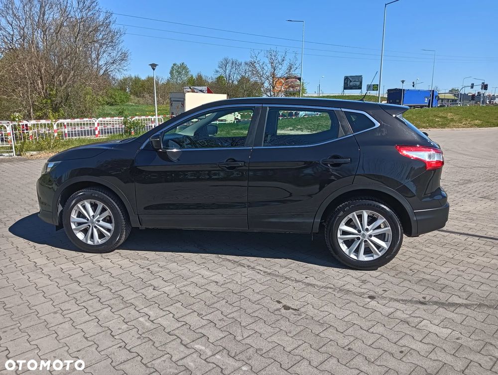 Nissan Qashqai 1.2 DIG-T N-Vision - 4