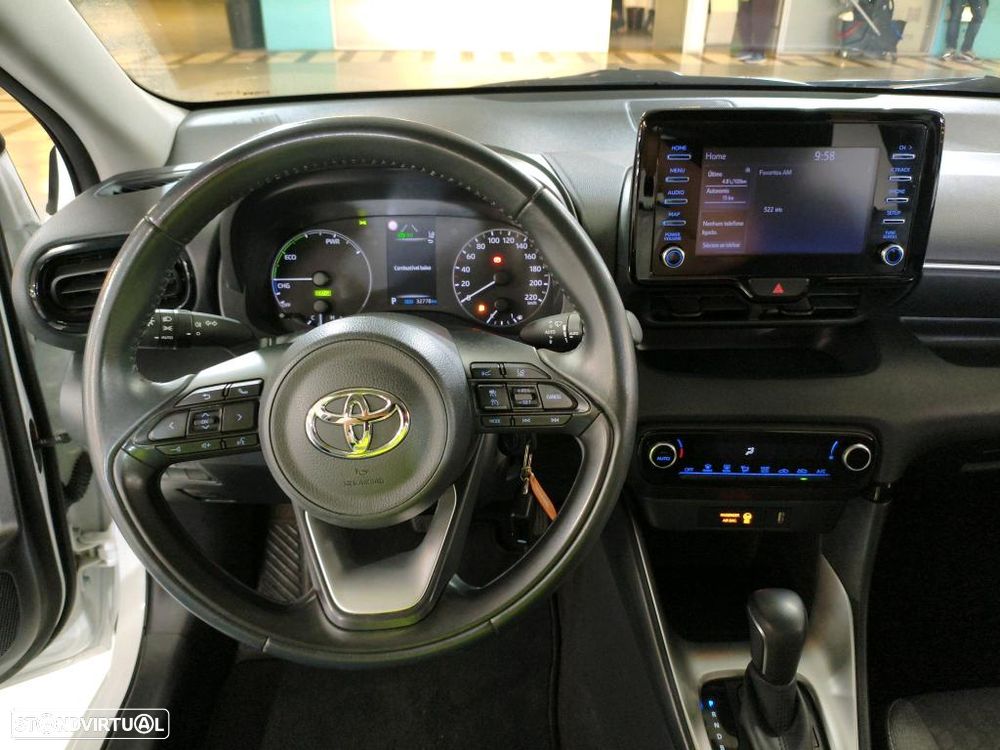 Toyota Yaris 1.5 HDF Comfort - 8