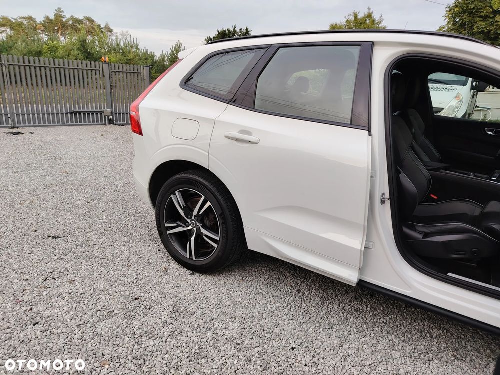 Volvo XC 60 B4 B R-Design - 11