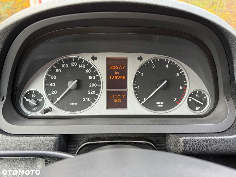 Mercedes-Benz Klasa B 200 Turbo Autotronic - 12