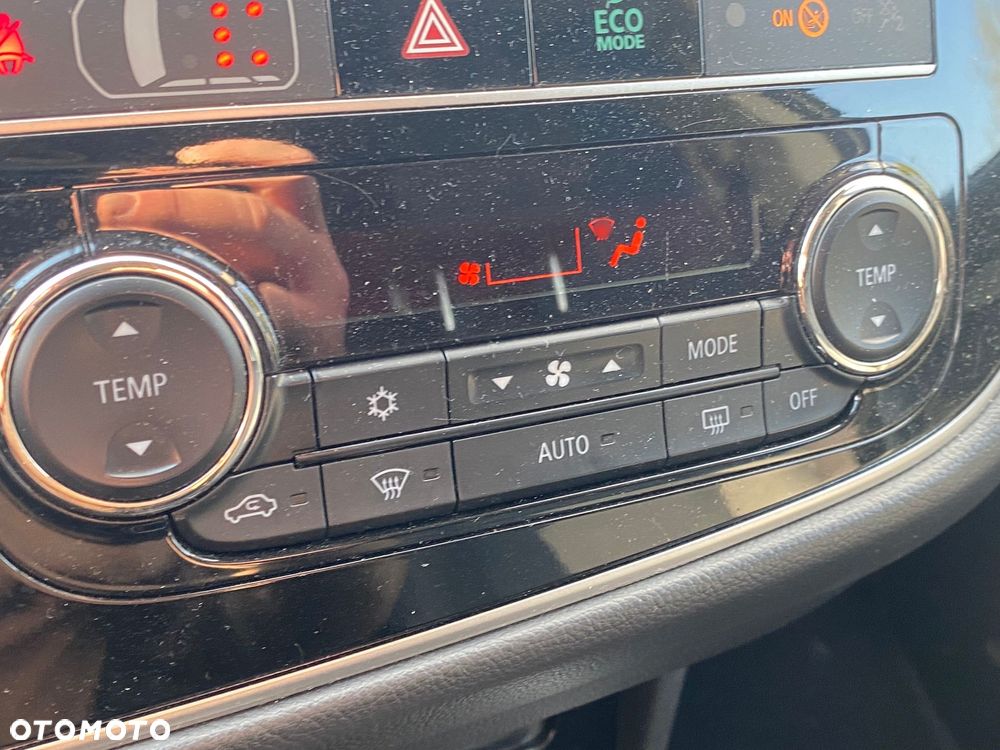 Mitsubishi Outlander - 18