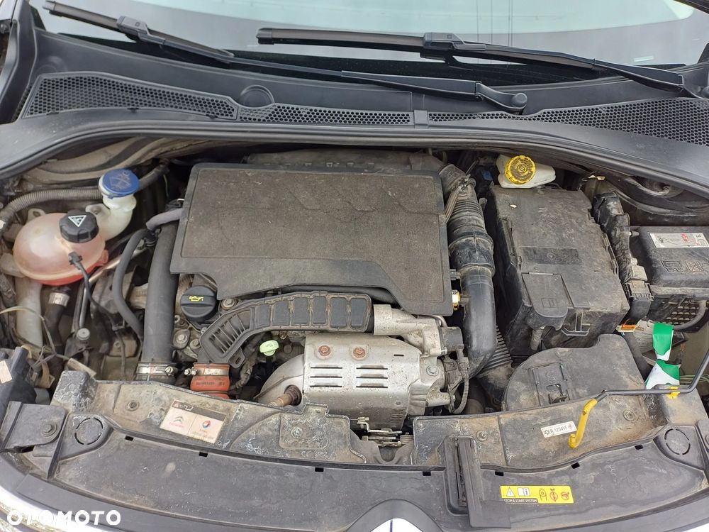 Citroën C3 1.2 PureTech Shine S&S EAT6 - 10