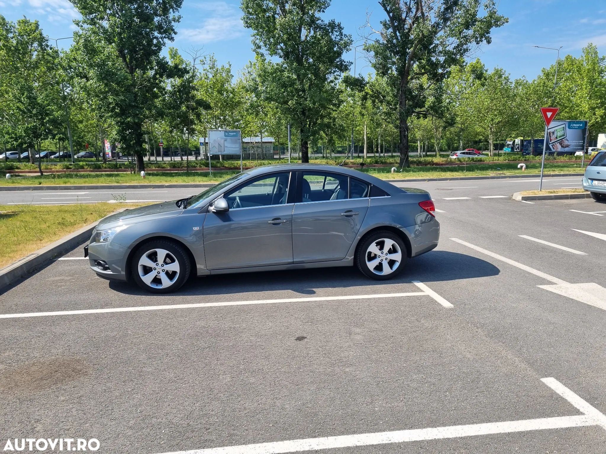 Chevrolet Cruze 1.8 DOHC LT - 1