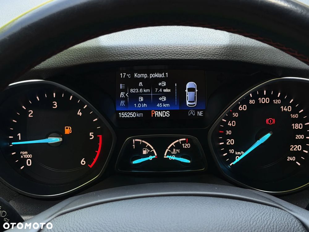 Ford Kuga 2.0 TDCi 4x4 ST-Line - 32